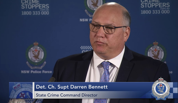 新南威尔士警局局长贝内特表示，这些诈骗电话针对中国留学生群体 视频截图