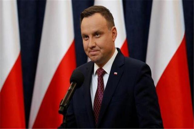 波兰闹着要“退群”，欧盟出现新分歧，多国表态正中美国下怀