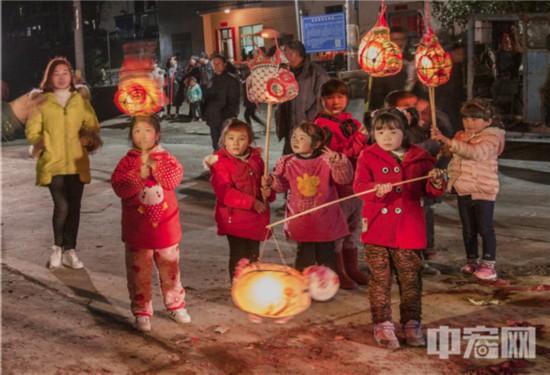 四五十年前的徽州乡村生活啥样？资深媒体人用图书解密