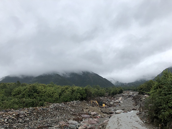 暴雨后的曹古河，河道已被冲毁。本文图片均由 澎湃新闻记者 王鑫 图