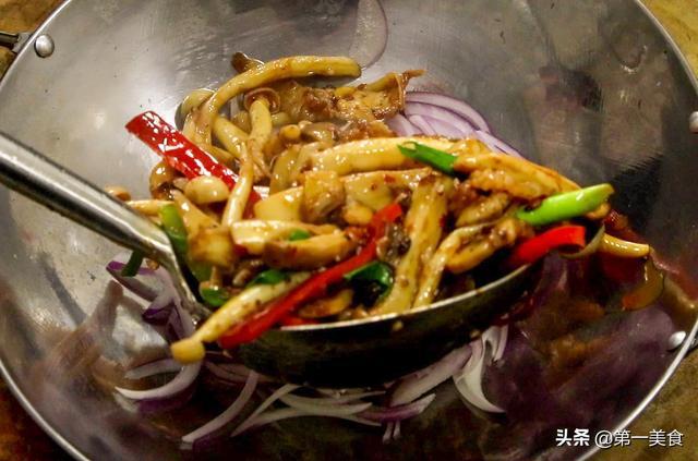 厨师长教你做“干锅杂菌”，这做法简单易学，越吃越香越入味