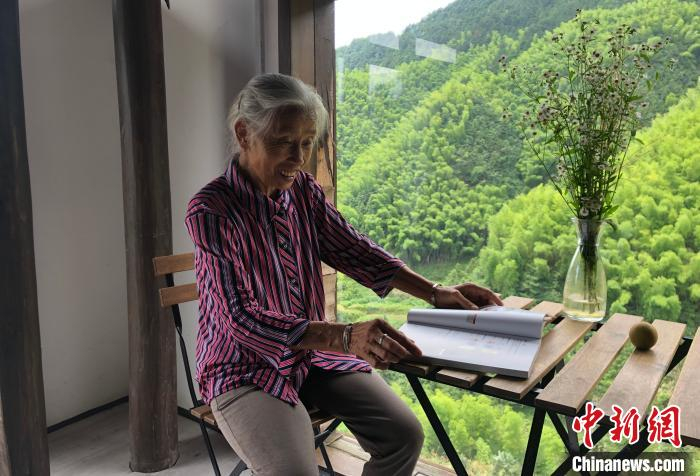 图为：松阳县中国传统村落改造成乡村书屋。　商泽阳 摄