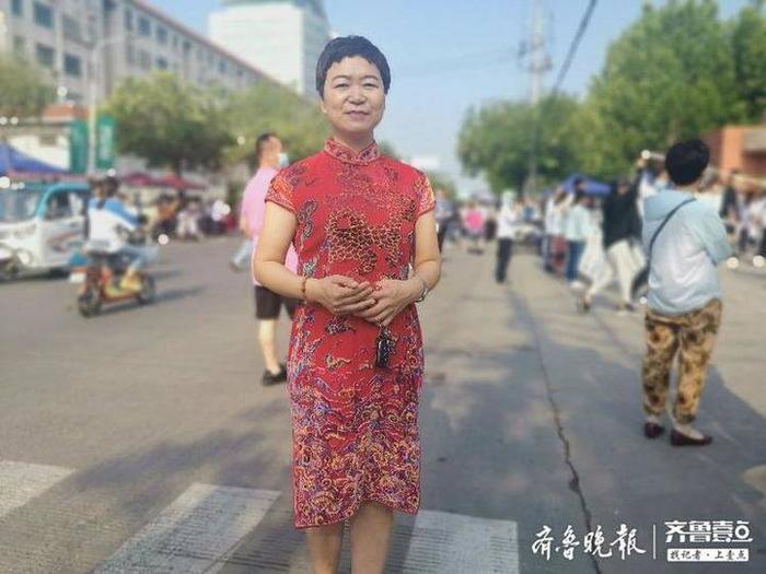 高考丨油条火腿鸡蛋可乐棒棒糖…这位家长的送考挺有意思儿！