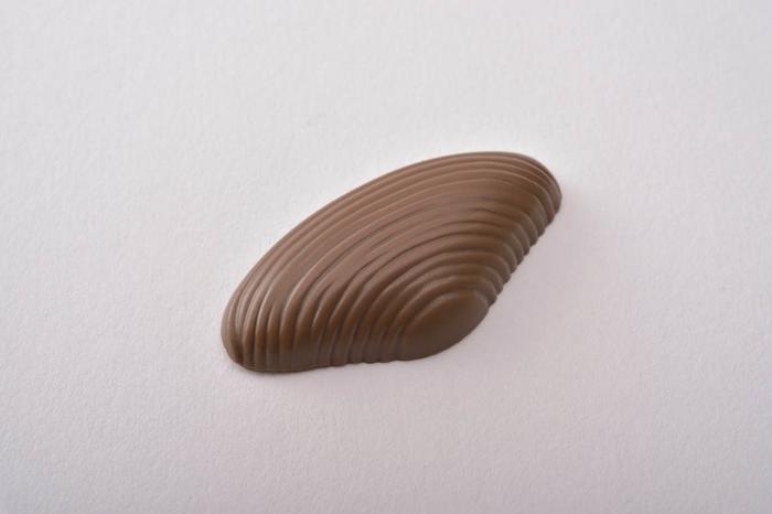 是日美好事物｜让人联想清凉海浪的夏季巧克力，向雨果致敬的万宝龙写作工具