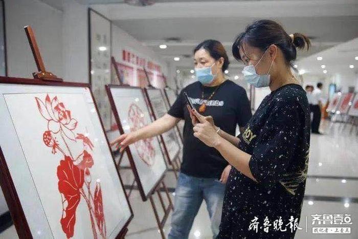 广饶县图书馆举办“永远跟党走”廉政剪纸作品展