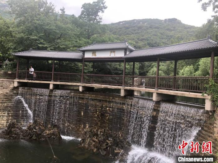 黄窝村景区。　于从文 摄