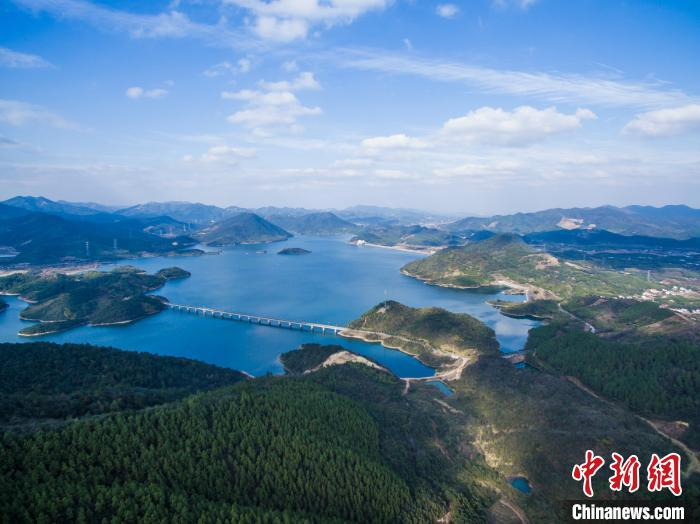 老虎潭水库 何伟卫 摄