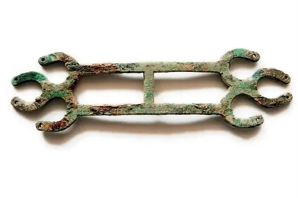 高陵出土铜饰件