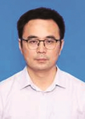  姚 俊