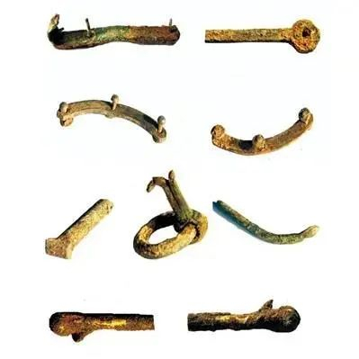  二号墓出土车马构件