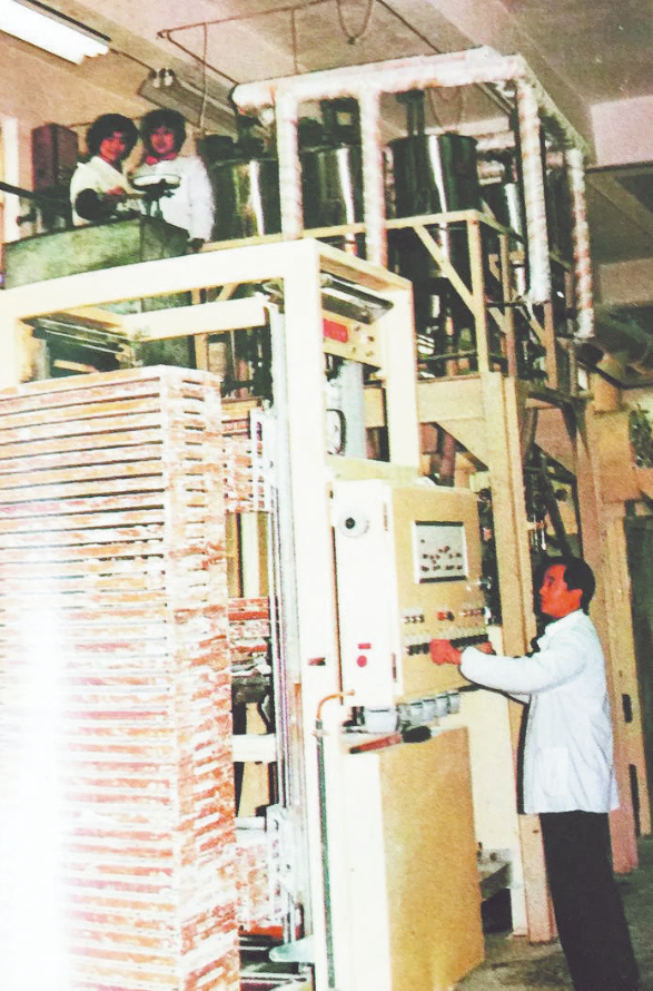 合肥从国外引进的软糖生产线。（资料图）