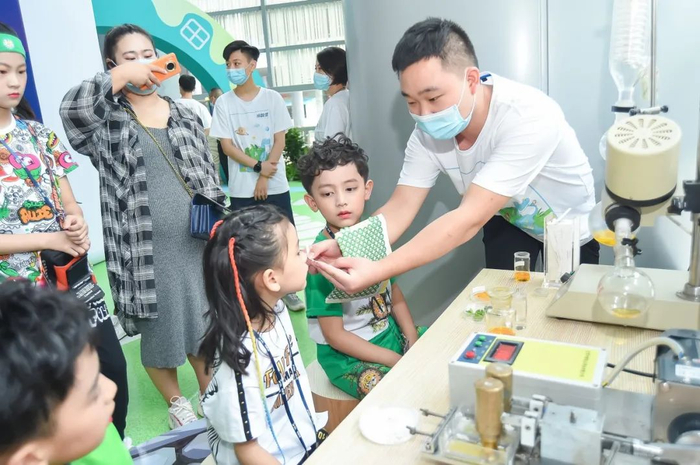 了解儿童牙齿的健康状况  登康口腔供图