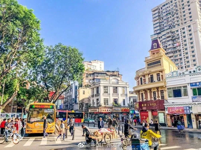 图源微博：@广州塔/@中国广州发布