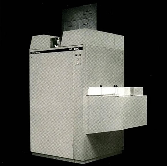 （ASML步进式光刻机PAS 2500）