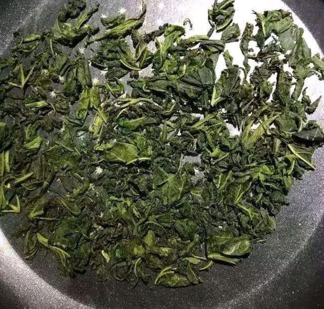 转告父母：老爸最爱的“降糖茶”，路边到处是，不花一分钱，血糖稳定在4.0