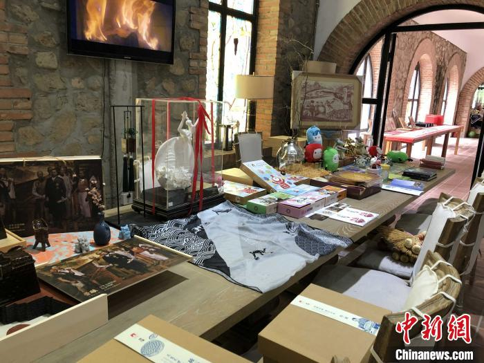 瑞云酒庄的文创活动。　郝烨 摄