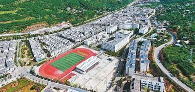 昭通市鲁甸县龙头山镇俯瞰图 李发兴摄