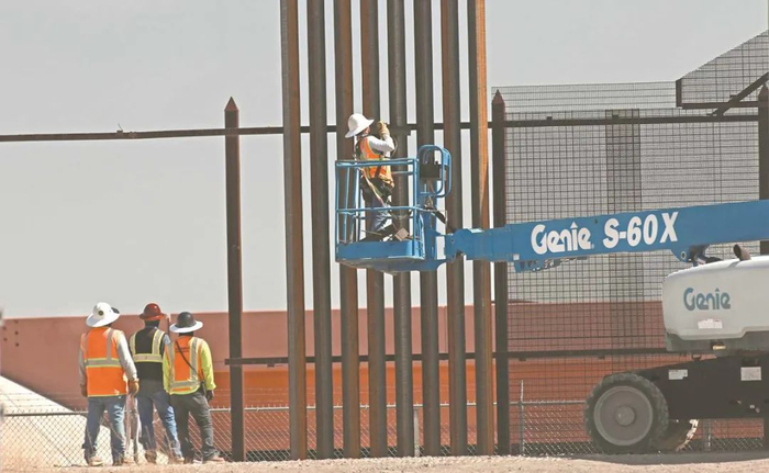  图为美国建造新的边境墙