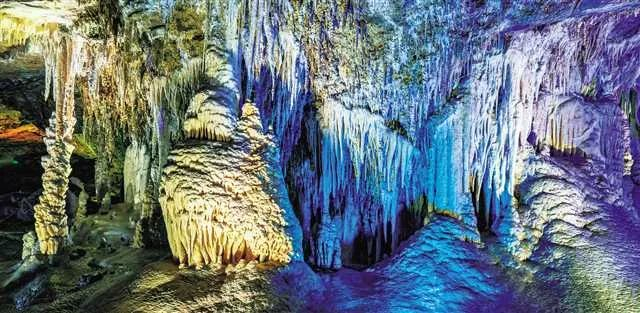 雪玉洞景区 图：重庆日报