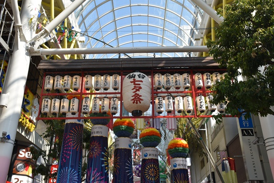 　　仙台七夕祭街景 毕雪飞/摄