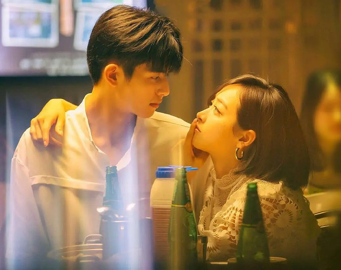 “资深少女”贺繁星与“小奶狗”元宋（图片来源：《下一站是幸福》剧照）