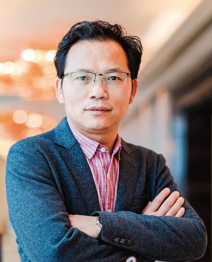 ▲贵州黔酒股份有限公司副董事长，贵州黔酒营销有限公司董事长万兴贵