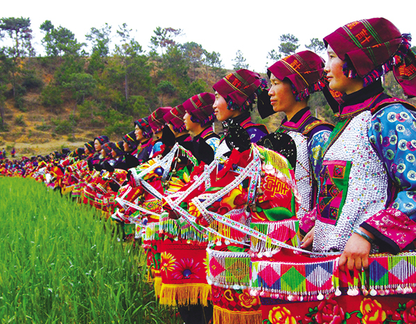 壮族纸马舞 图源：文山州人民政府网站