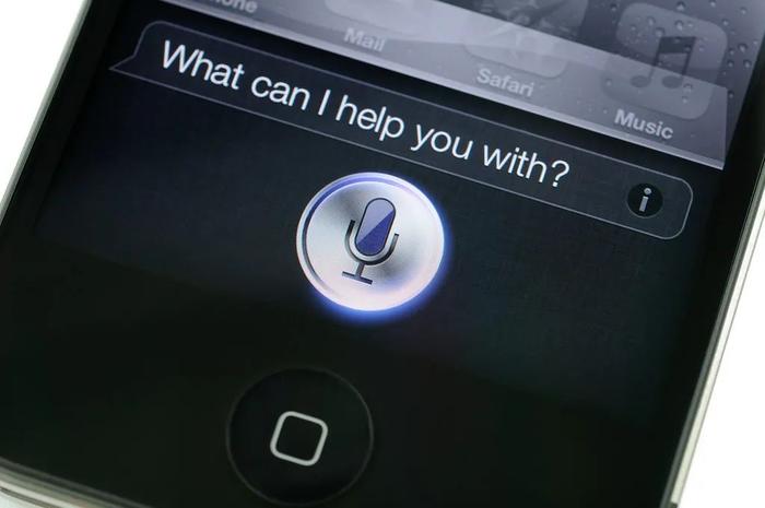 索赔100亿元人民币！小i机器人诉苹果Siri侵权案重启