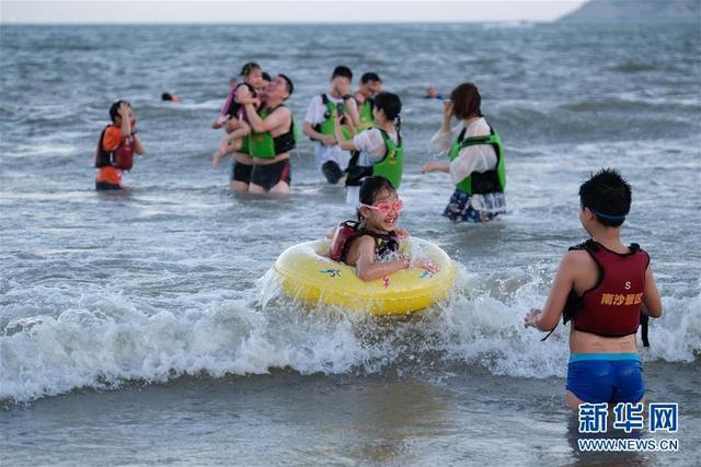 夏日“沙滩夜经济”打造舟山旅游特色品牌