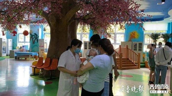 8月4日起，洪沟社区卫生服务站接种门诊迁入泰安市妇幼保健院