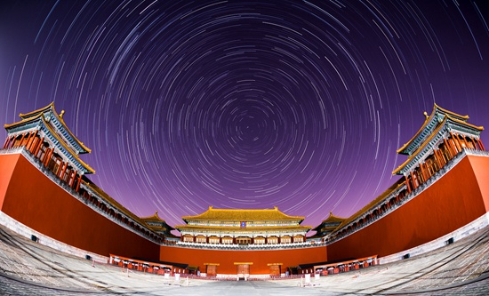 　　故宫午门星轨。视觉中国供图