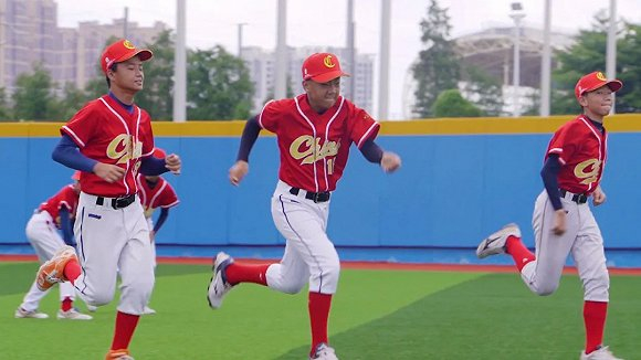 小球员日常训练中