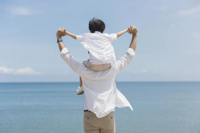 10����Ӥ���͸��е�������Ϊ�����˼�ʮ�궼�㲻���ף�