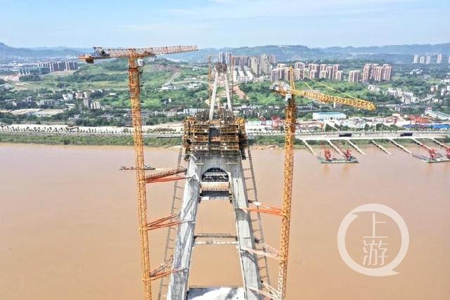 两个桥塔混凝土用量相当于一个“水立方”！白居寺长江大桥主塔预计9月底封顶