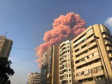 黎巴嫩内政部长：爆炸可能由2014年即存放在港口仓库内的化学品硝酸铵引起