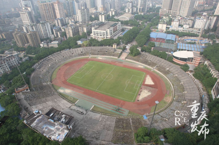 曾经的大田湾体育场全景（资料图） 唐浩 摄