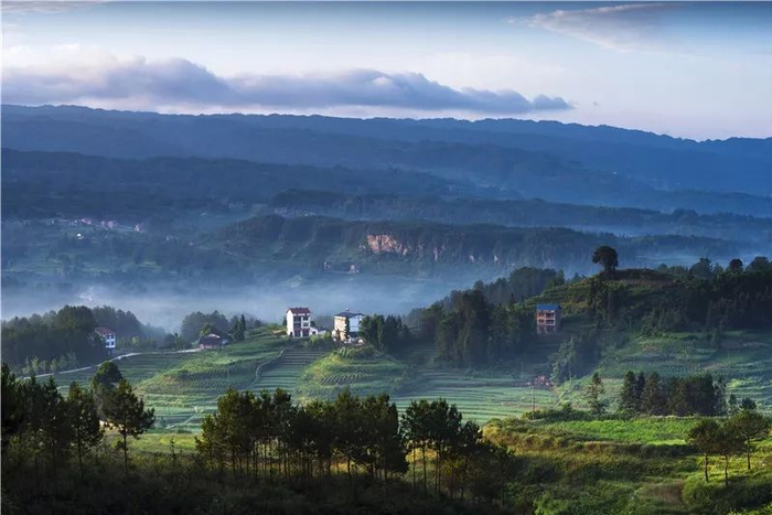 清晨的石柱乡村 石柱土家族自治县委宣传部供图