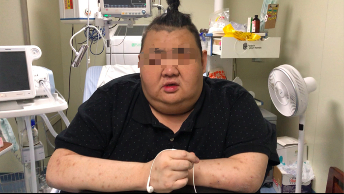 ▲胖先生手术前经历了长达三个月的准备期。上海电视台新闻综合频道《新闻坊》记者陈涛提供