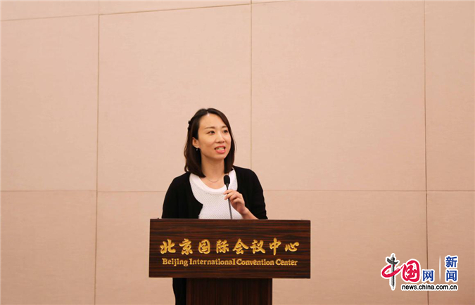 图为中央广播电视总台中央电视台记者赵颖洁在入会仪式上发言。陈训迪/摄