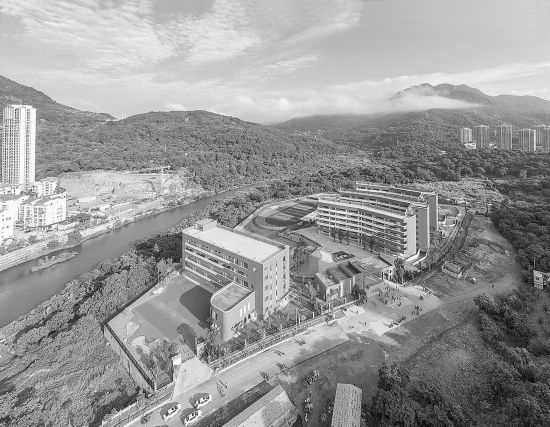 　被绿色拥抱的城厢区泗华小学