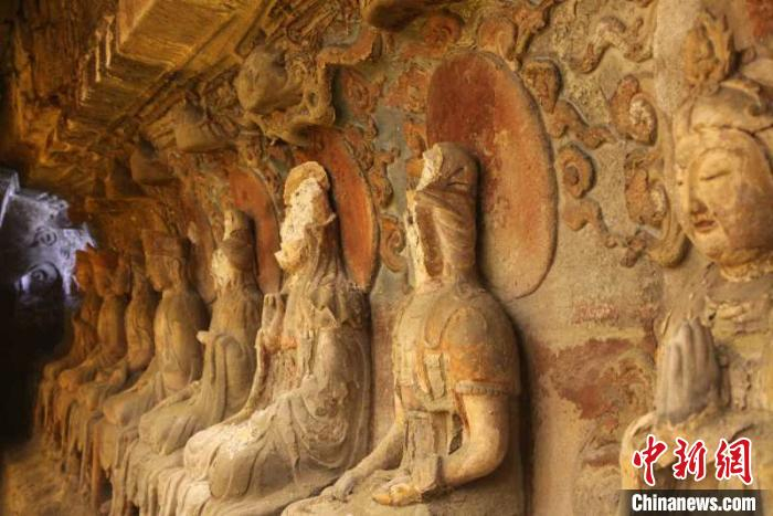 圣水寺内石质文物。成都文物考古研究院供图