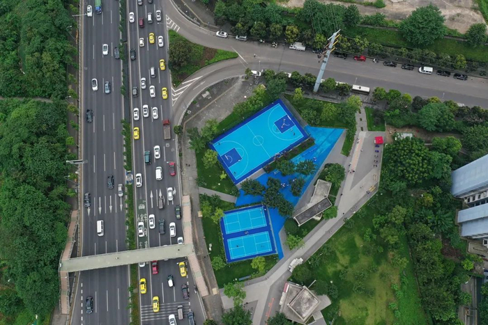 △图为江北区大水井社区体育文化公园。陈超 摄