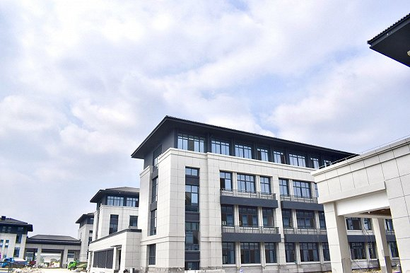 国网宁波供电公司：用心服务惠民生鏖战40天为新建小学送电_手机新浪网