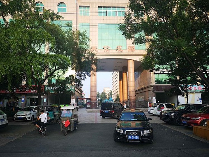 河南商丘市天伦花园小区。摄影：翟星理