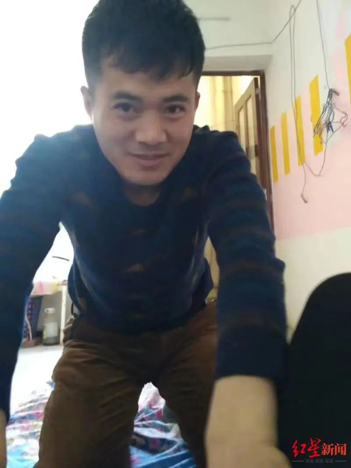 肖珍莉生前照图据李梅朋友圈