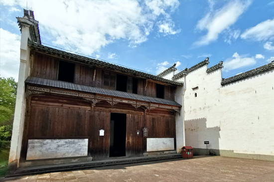     潜口民宅博物馆内的万盛记。陈鼎/摄