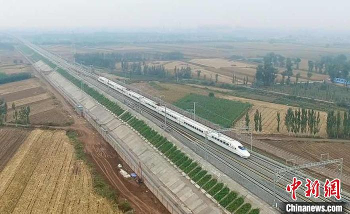 太焦高铁正式启动联调联试，线路开通进入倒计时。任丽娜 摄