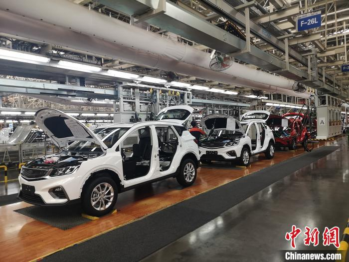 吉利汽车湘潭制造基地的汽车。　唐小晴 摄