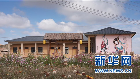 图为大水䃎村返乡青年开的农家乐。新华网发 李雪梅摄