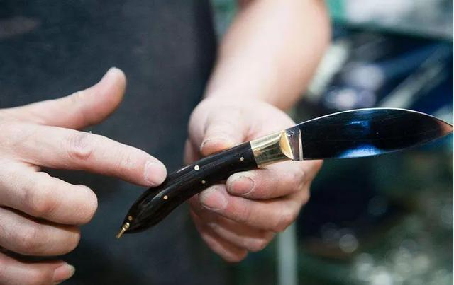 传承百年老刀:揭秘台湾刀界不死老兵—士林刀小传|不锈钢|刀刃|刀口|郭合|刀具_新浪新闻
